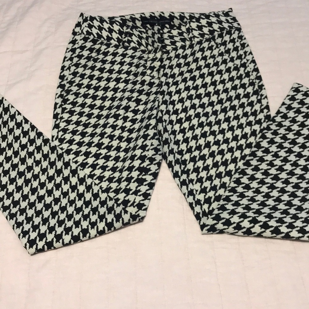 The Limited exact stretch skinny leg pant.